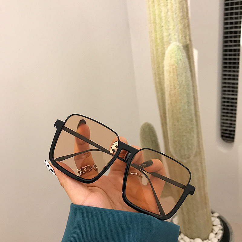 Retro Square Sunglasses – Trendy UV Protection Shades
